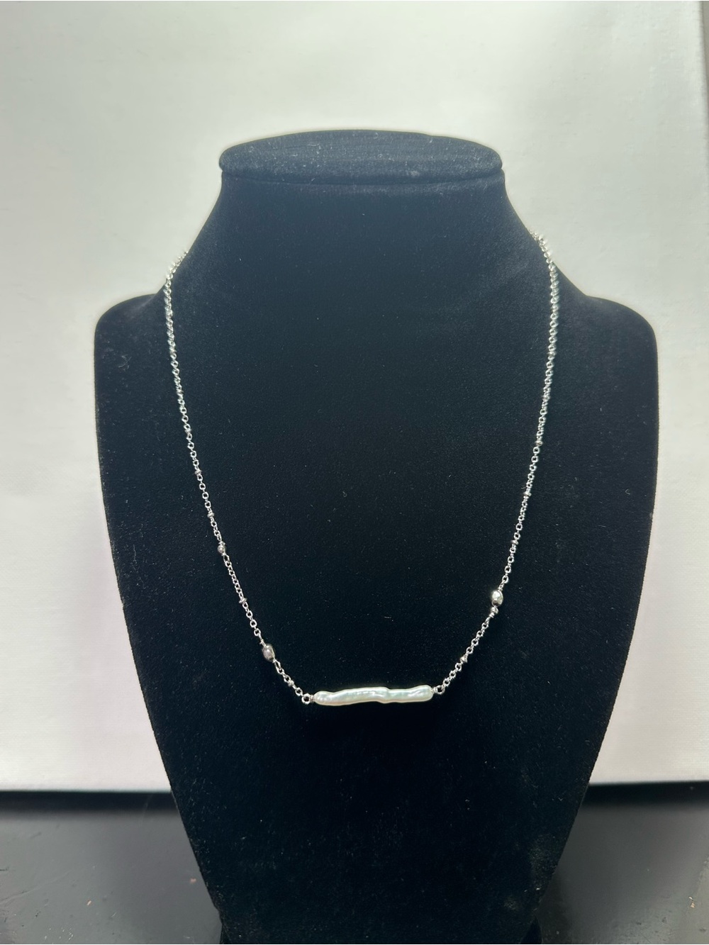 Kendra Scott fresh water pearl necklace